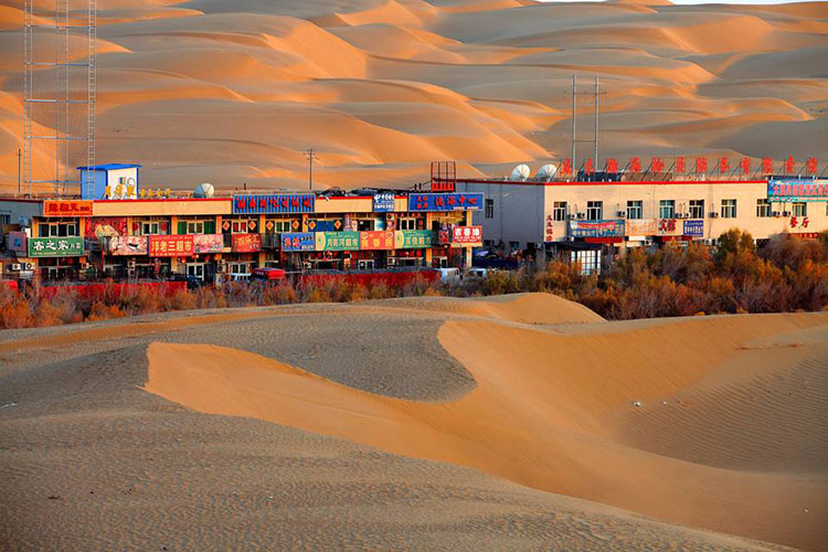 新疆第一条沙漠公路介绍