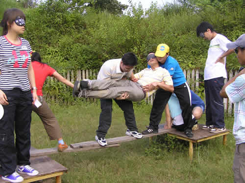 企业拓展之孤岛求生