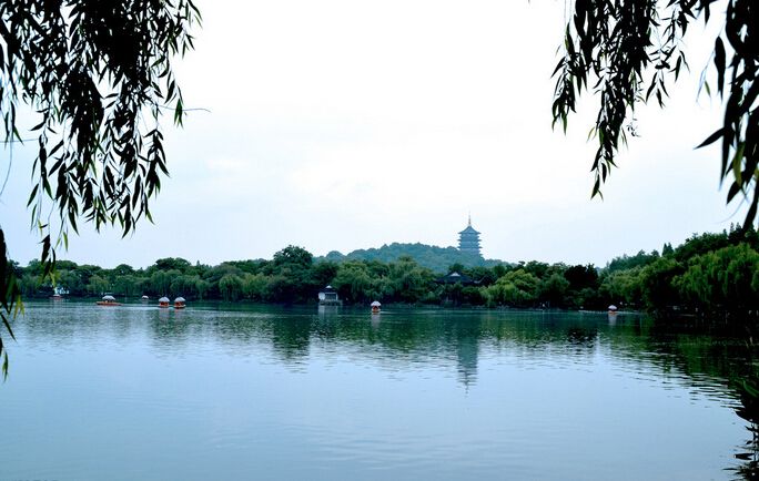 华东五市+扬州、畅游双水乡“乌镇.木渎”+厦门.鼓浪屿.武夷山.大红袍三飞11日游